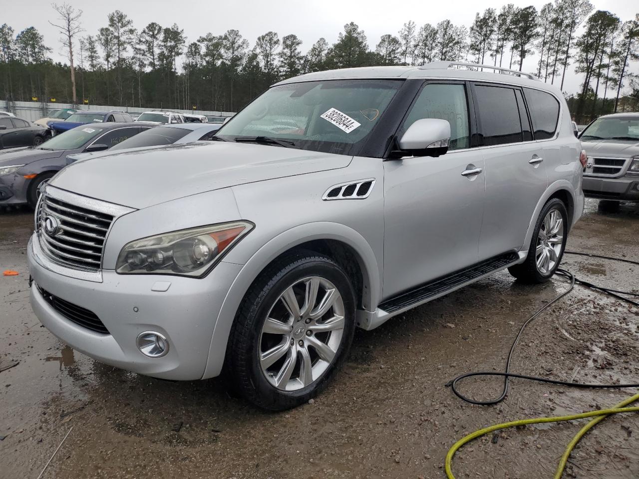 Infiniti Qx56 2011