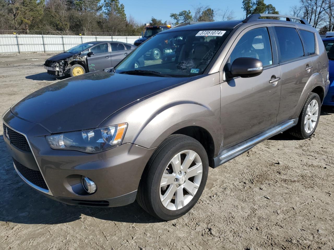 Mitsubishi Outlander 2013