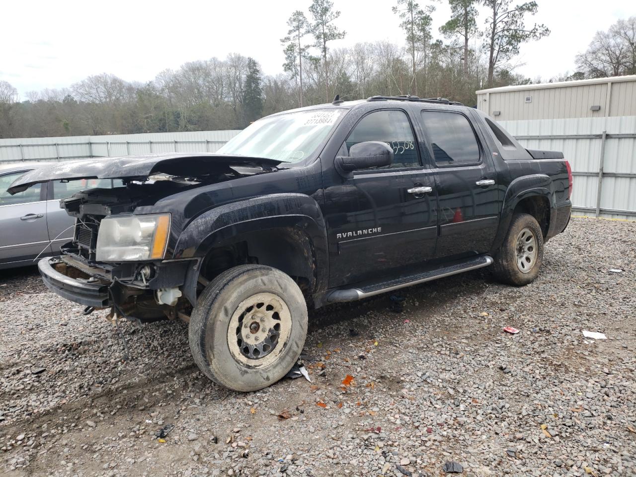 CHEVROLET AVALANCHE 2011