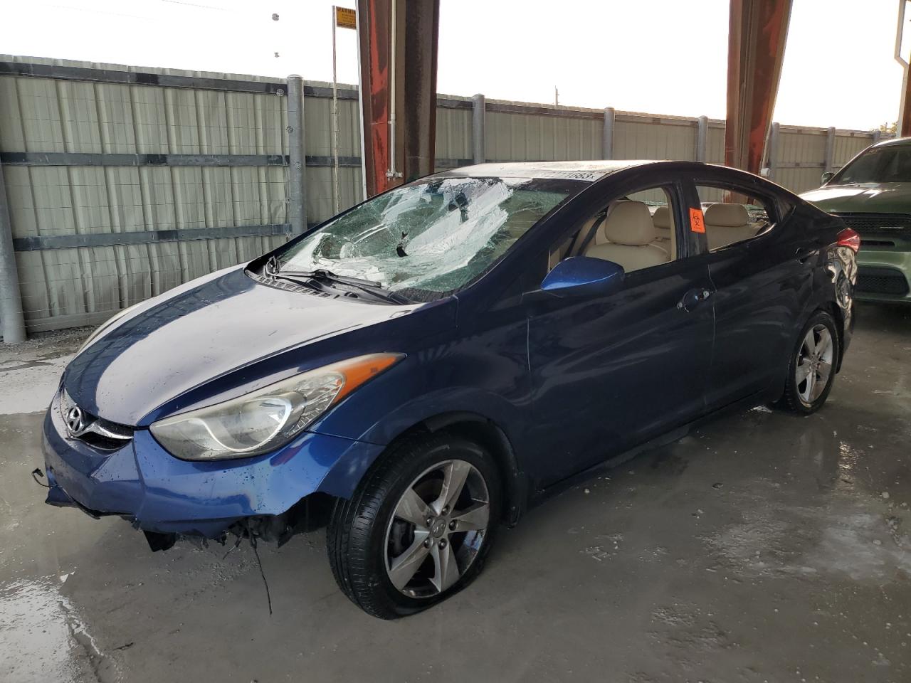 Hyundai Elantra 2013