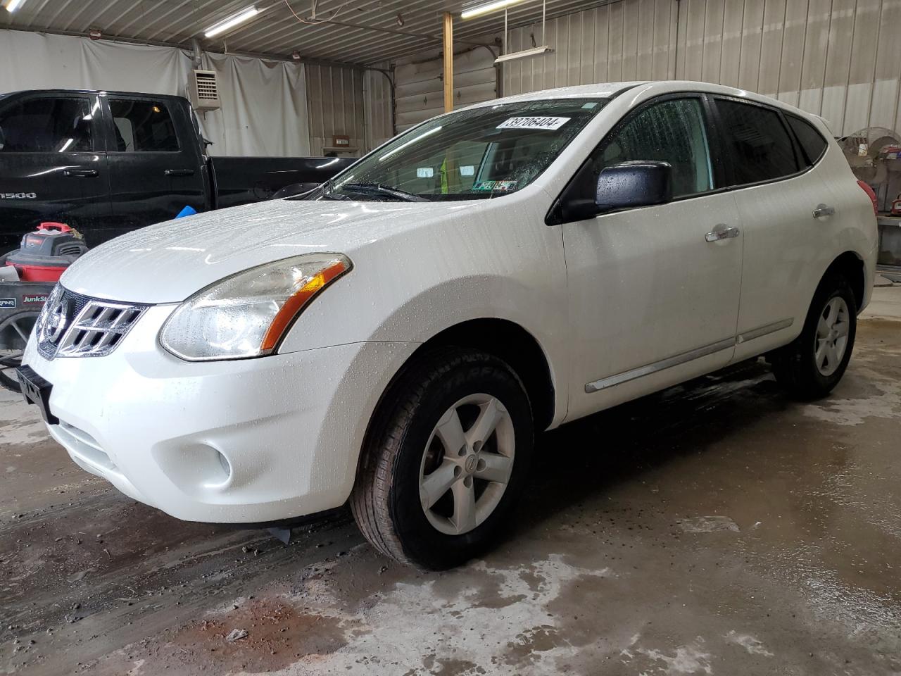 Nissan Rogue sport 2012