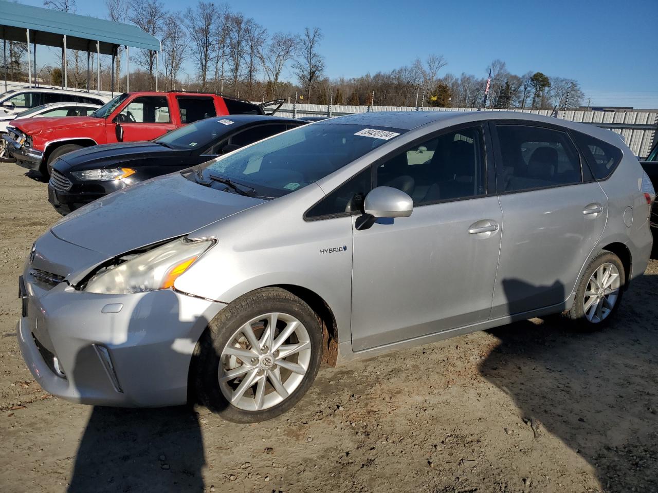 Toyota Prius v 2012