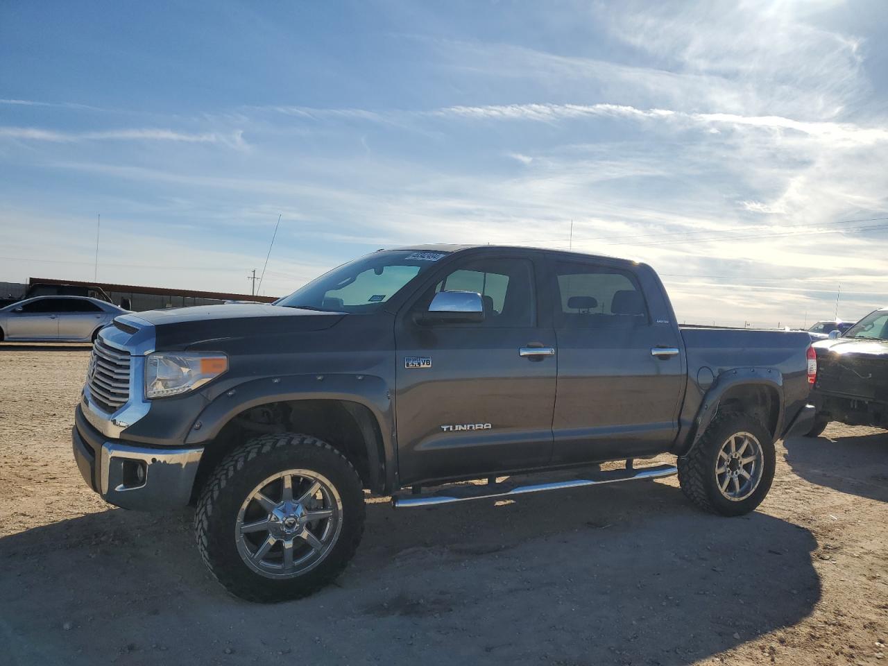 Toyota Tundra 2016