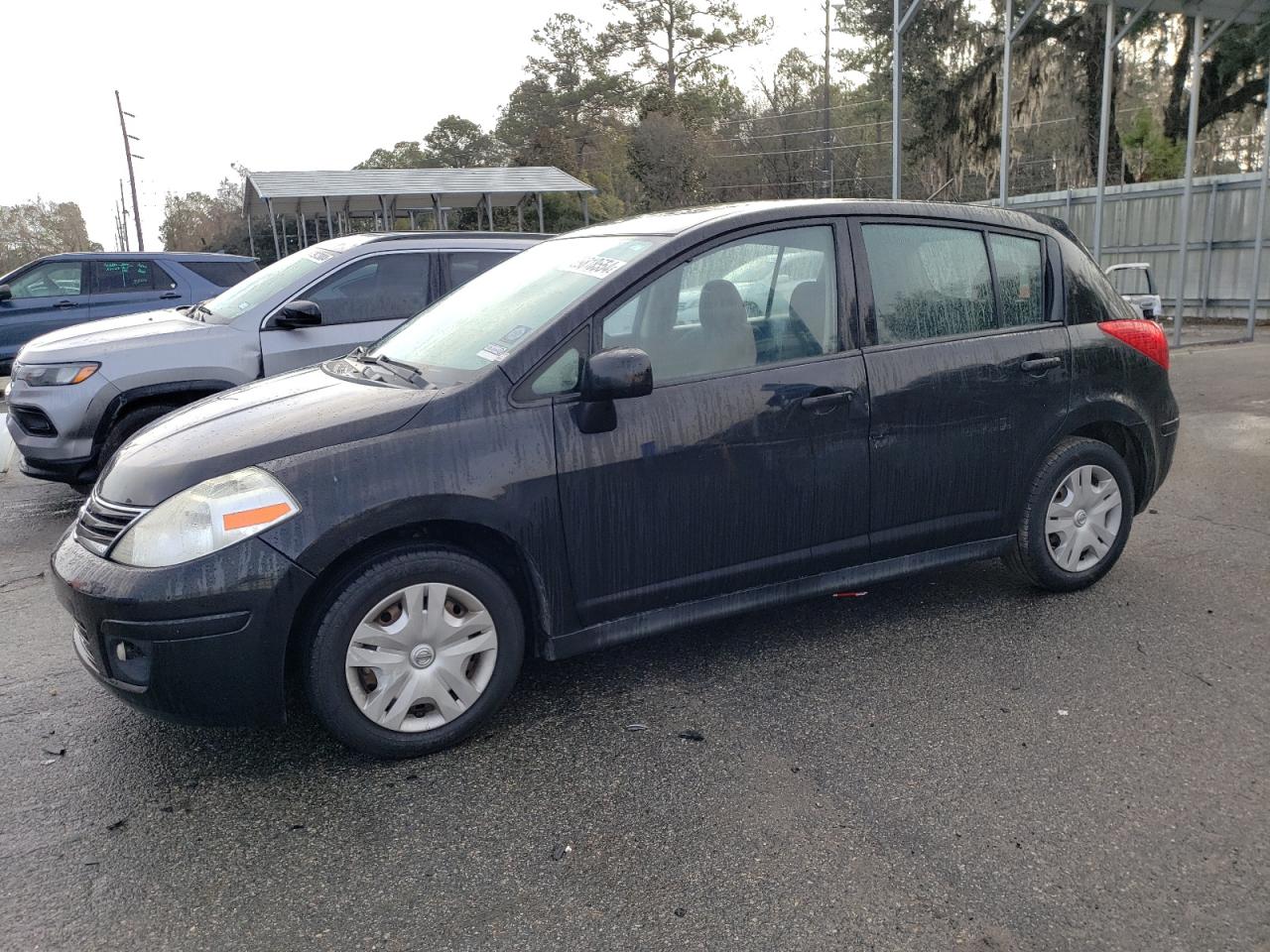 Nissan Versa 2011
