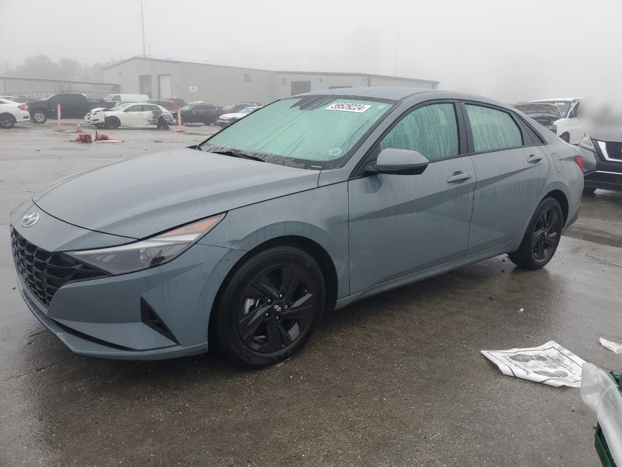 Hyundai Elantra 2022