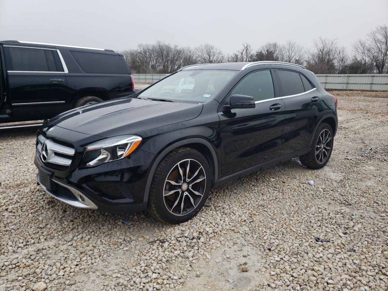 Mercedes-benz Gla-class 2015