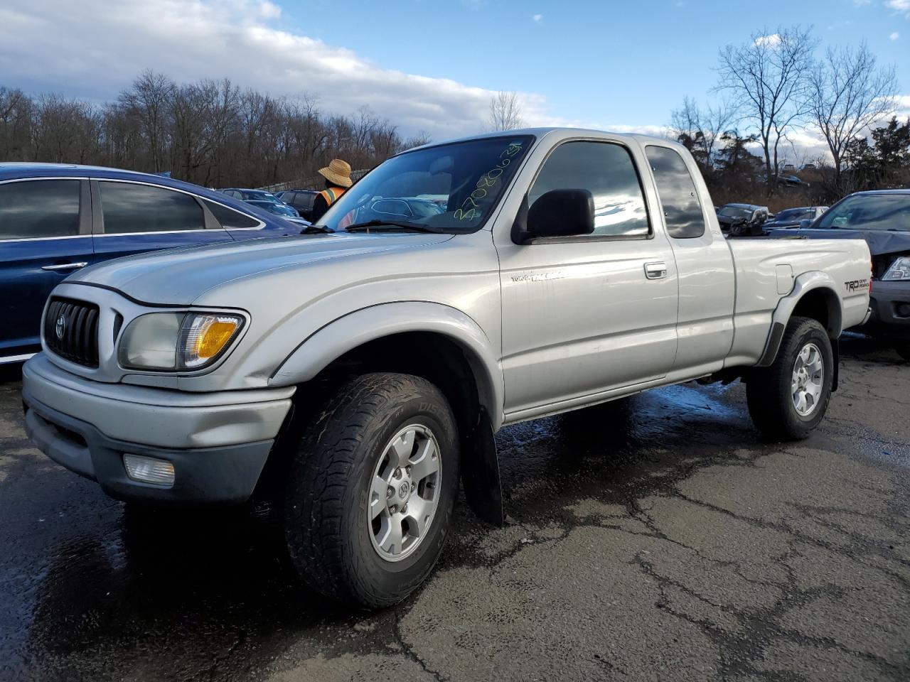 Toyota Tacoma 2003