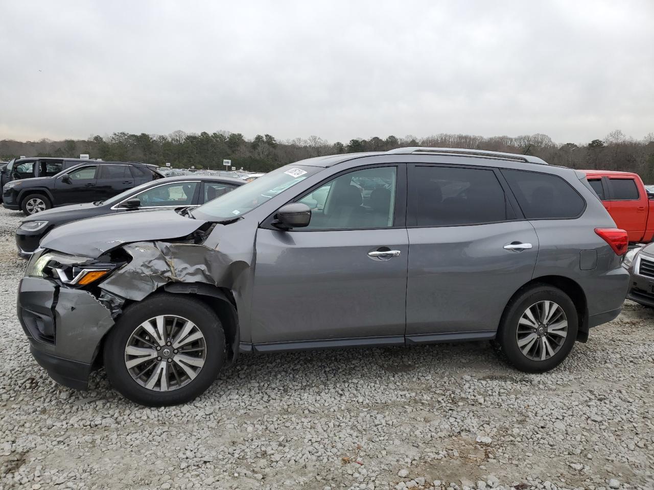 Nissan Pathfinder 2017