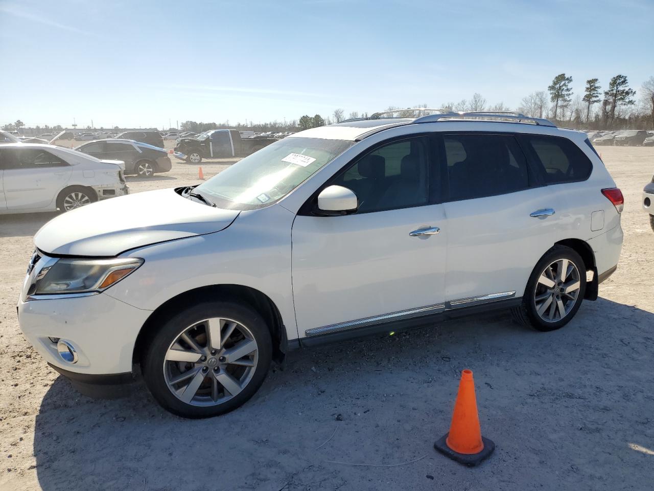 Nissan Pathfinder 2013