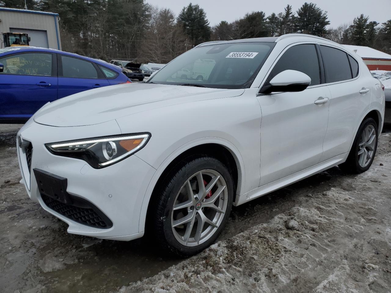 Alfa romeo Stelvio 2021