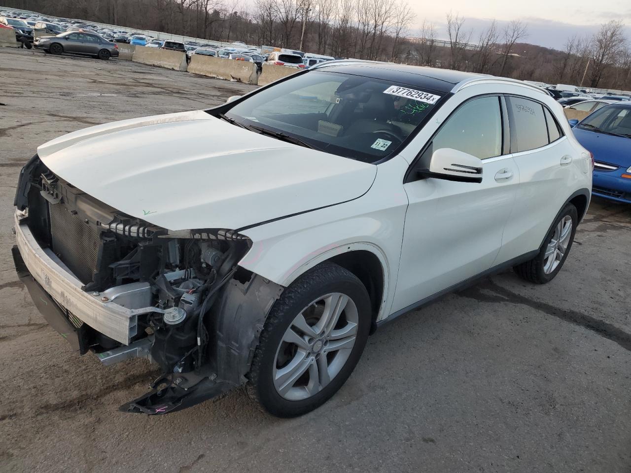 MERCEDES-BENZ GLA-CLASS 2017