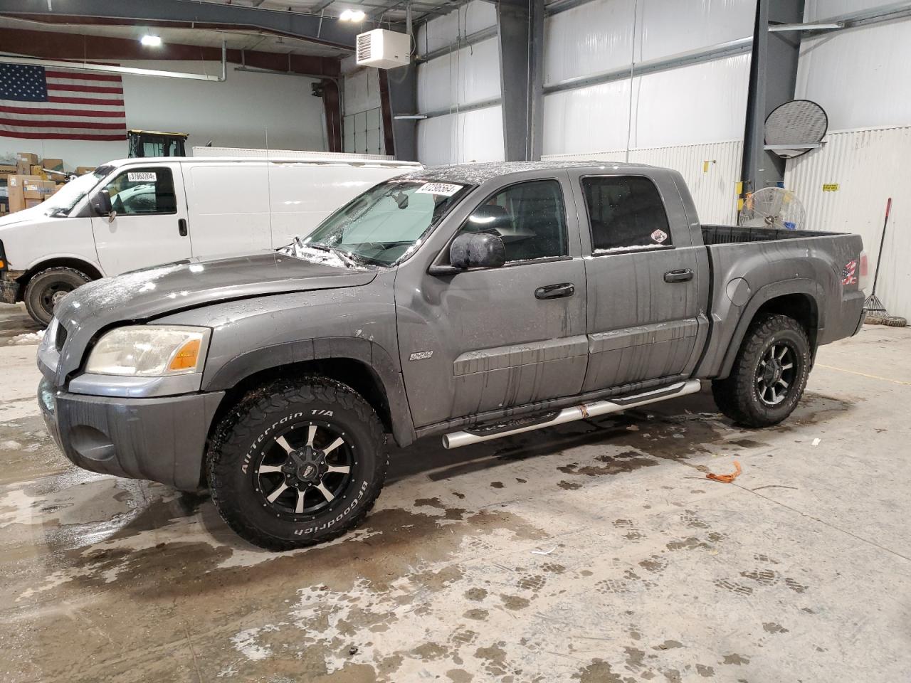 Mitsubishi Raider dur 2006