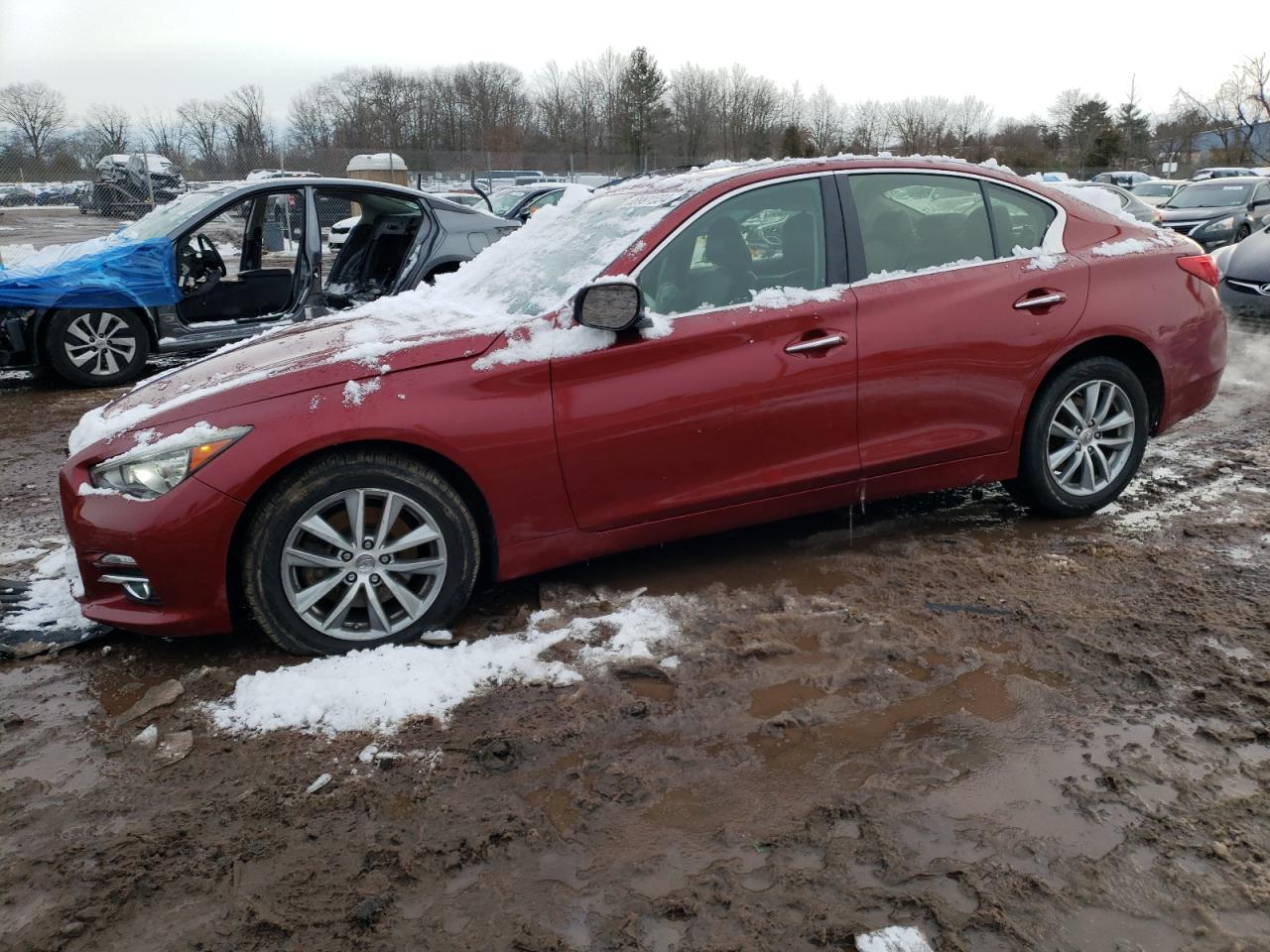 Infiniti Q50 2015