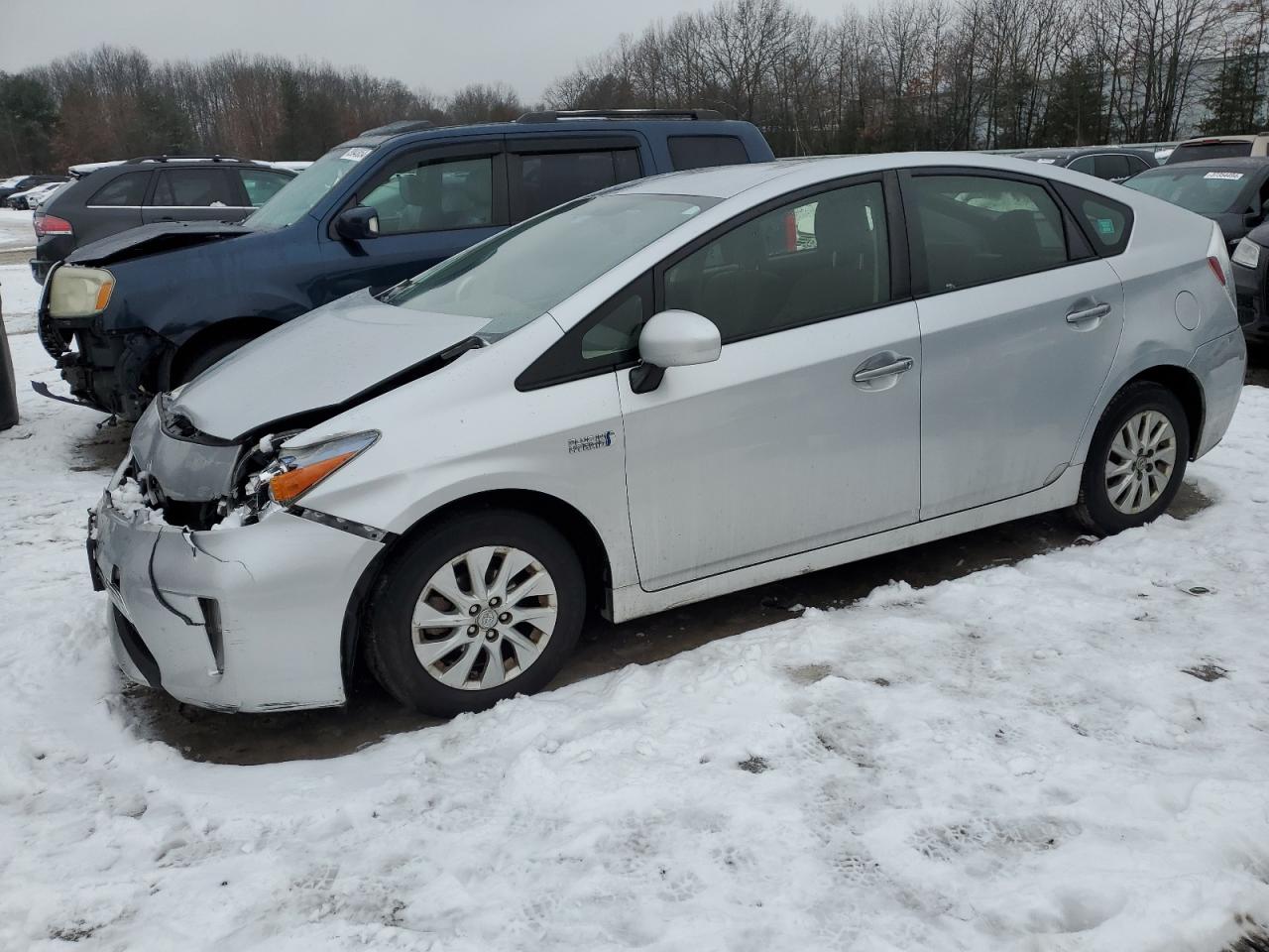 Toyota Prius plug-in 2013