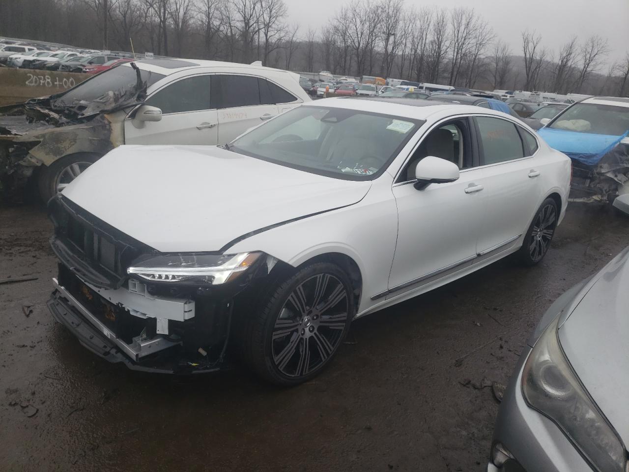 Volvo S90 2022