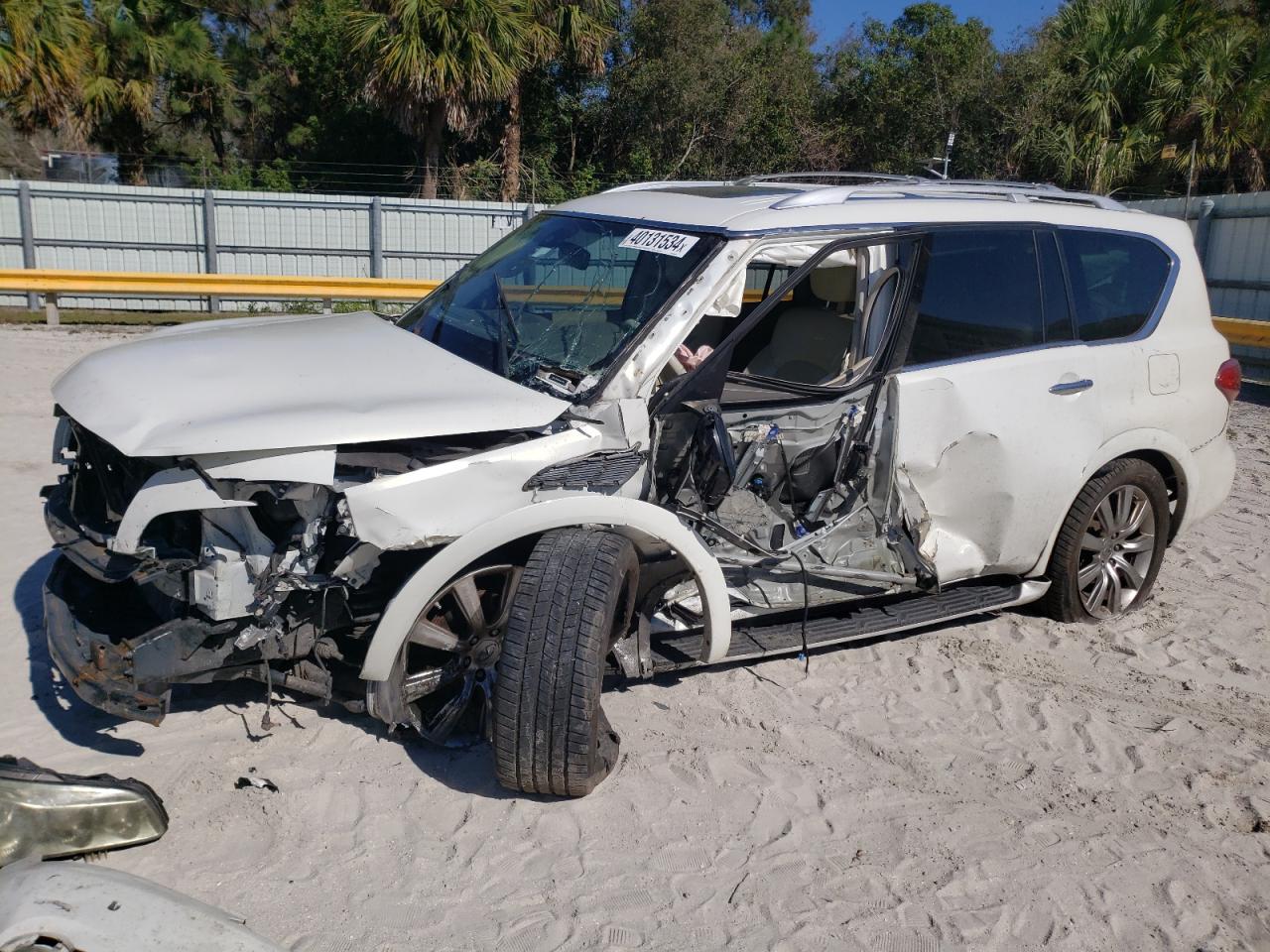 INFINITI QX56 2012