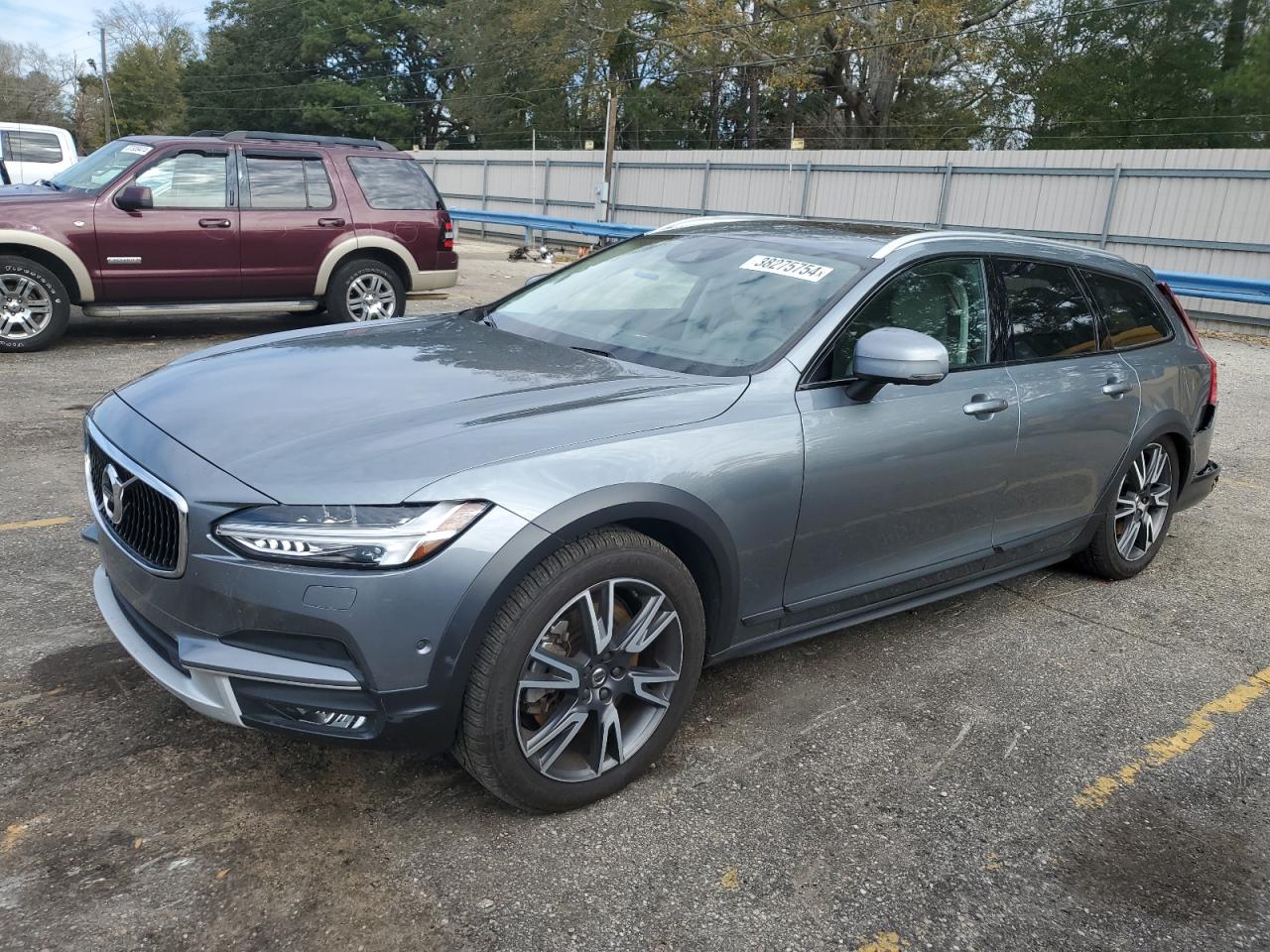 Volvo V90 cross country 2017
