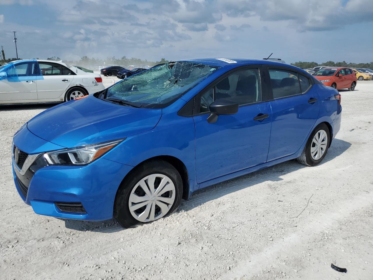 Nissan Versa 2020