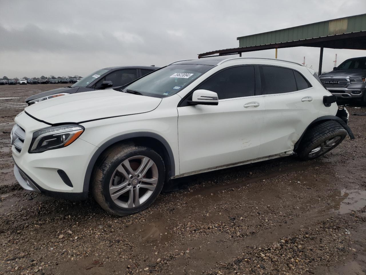 Mercedes-benz Gla-class 2015