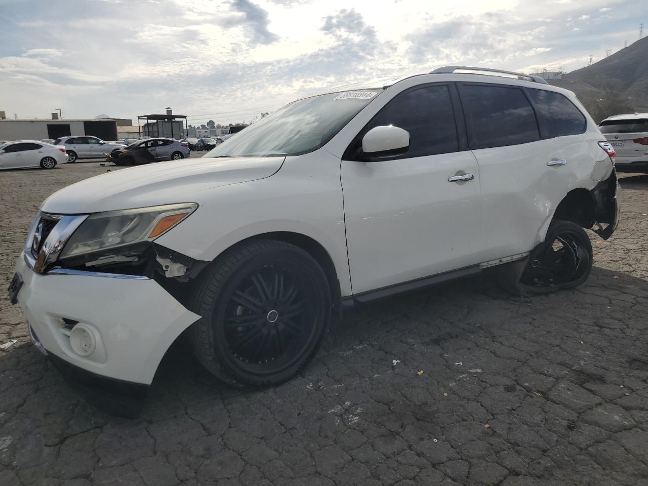 Nissan Pathfinder 2014