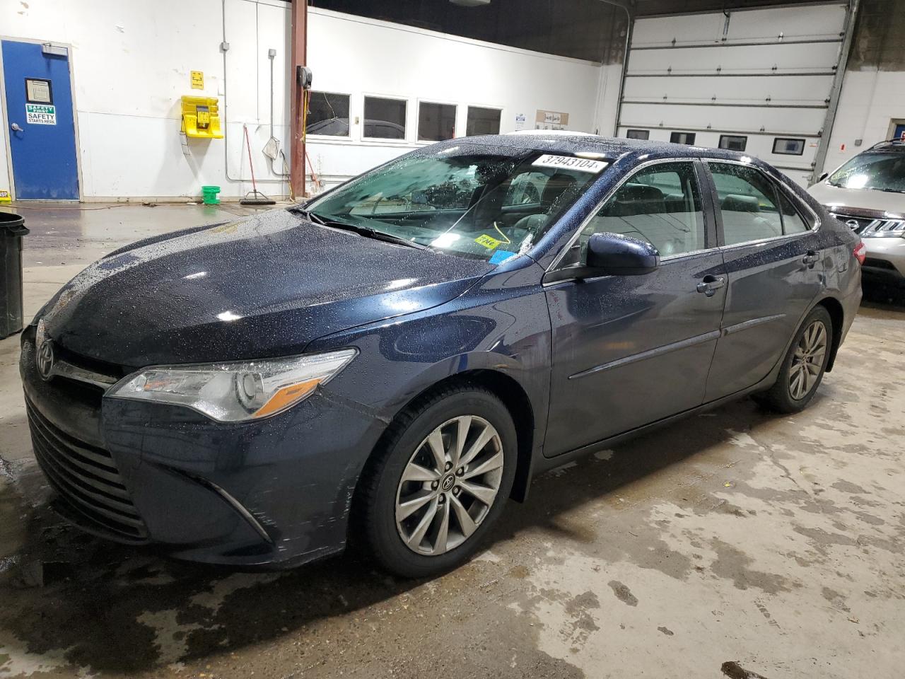 Toyota Camry 2016