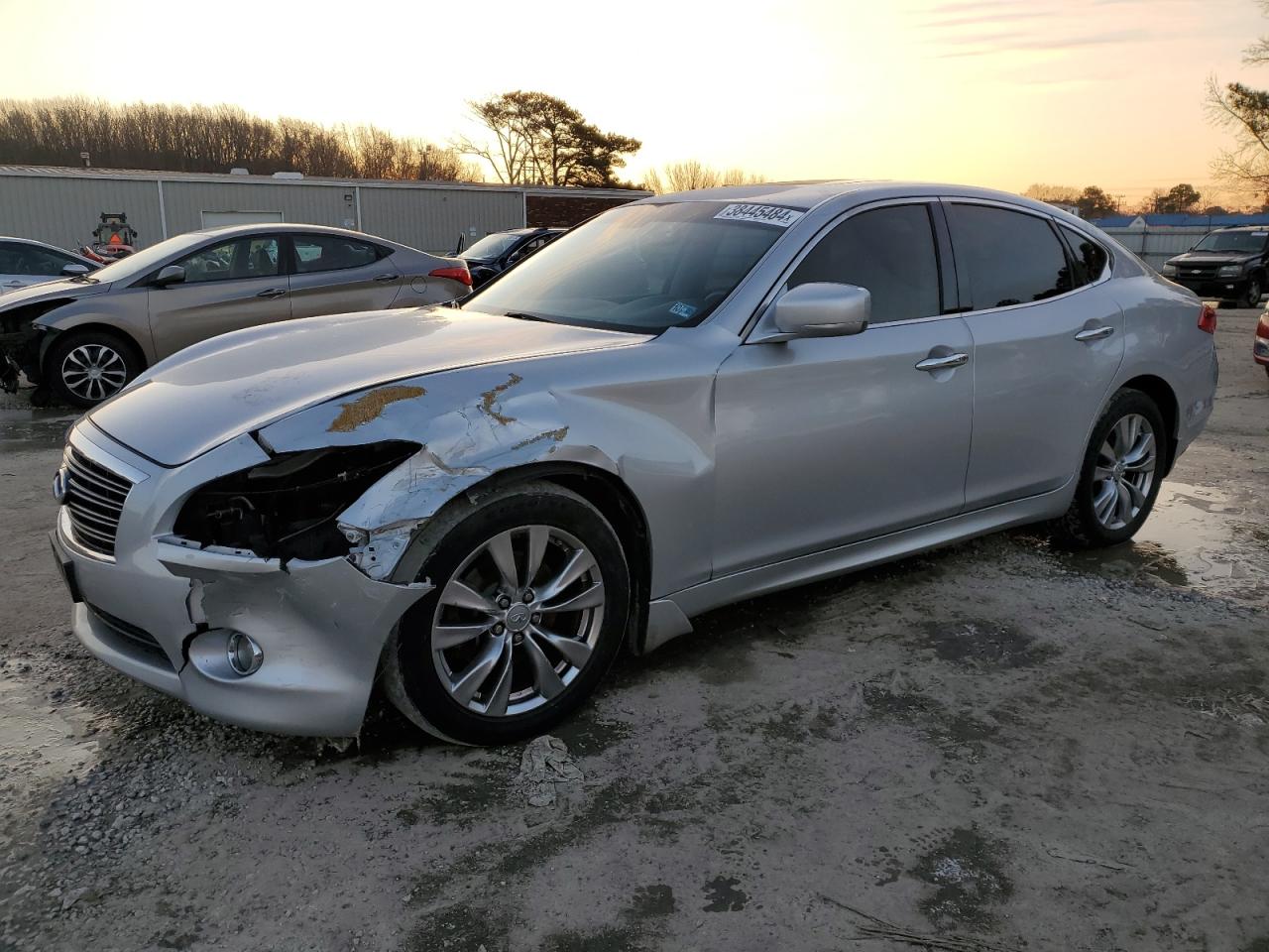 Infiniti M37 2013