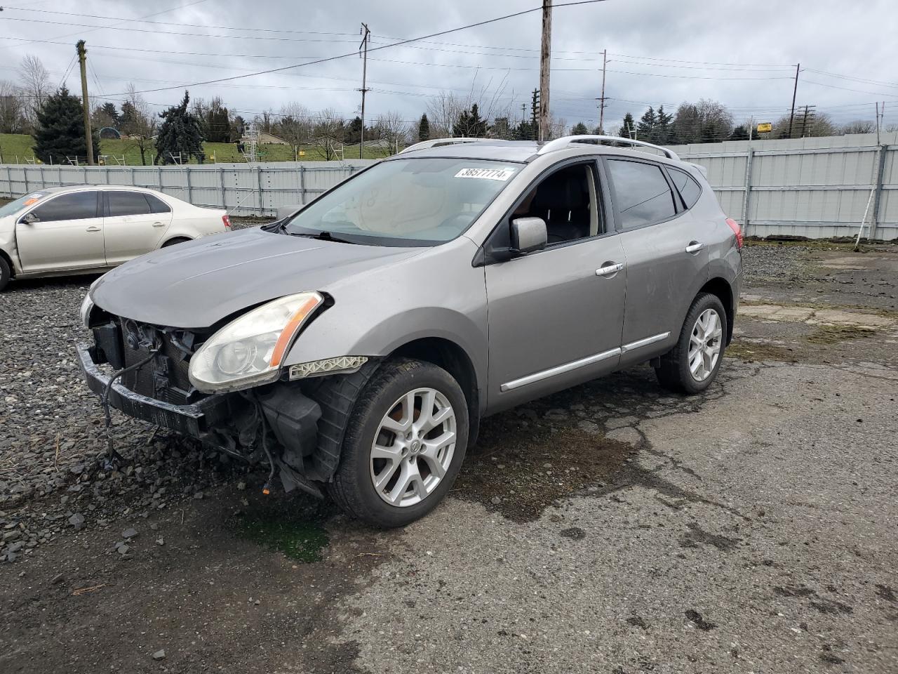 Nissan Rogue sport 2012
