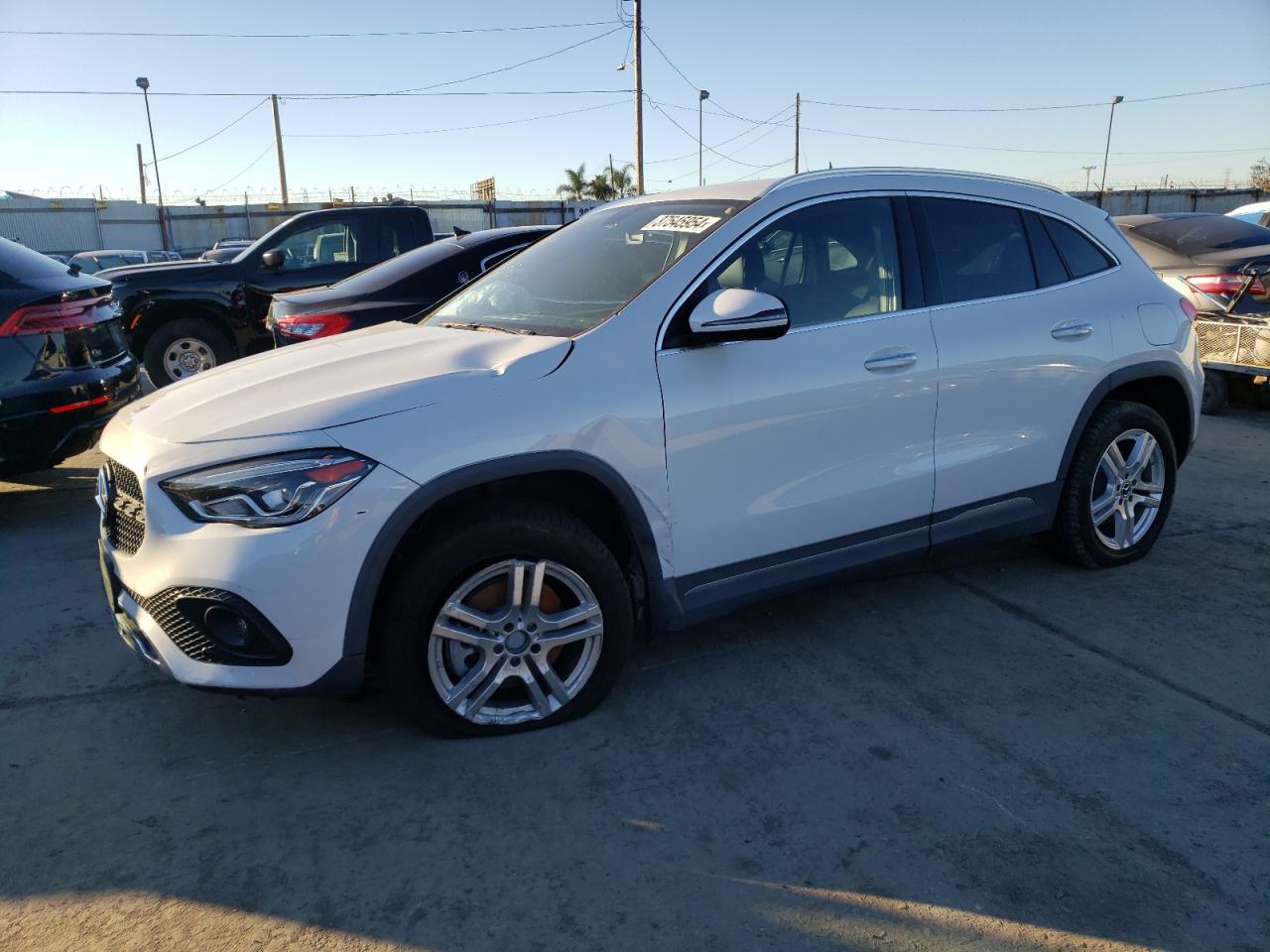 Mercedes-benz Gla-class 2021