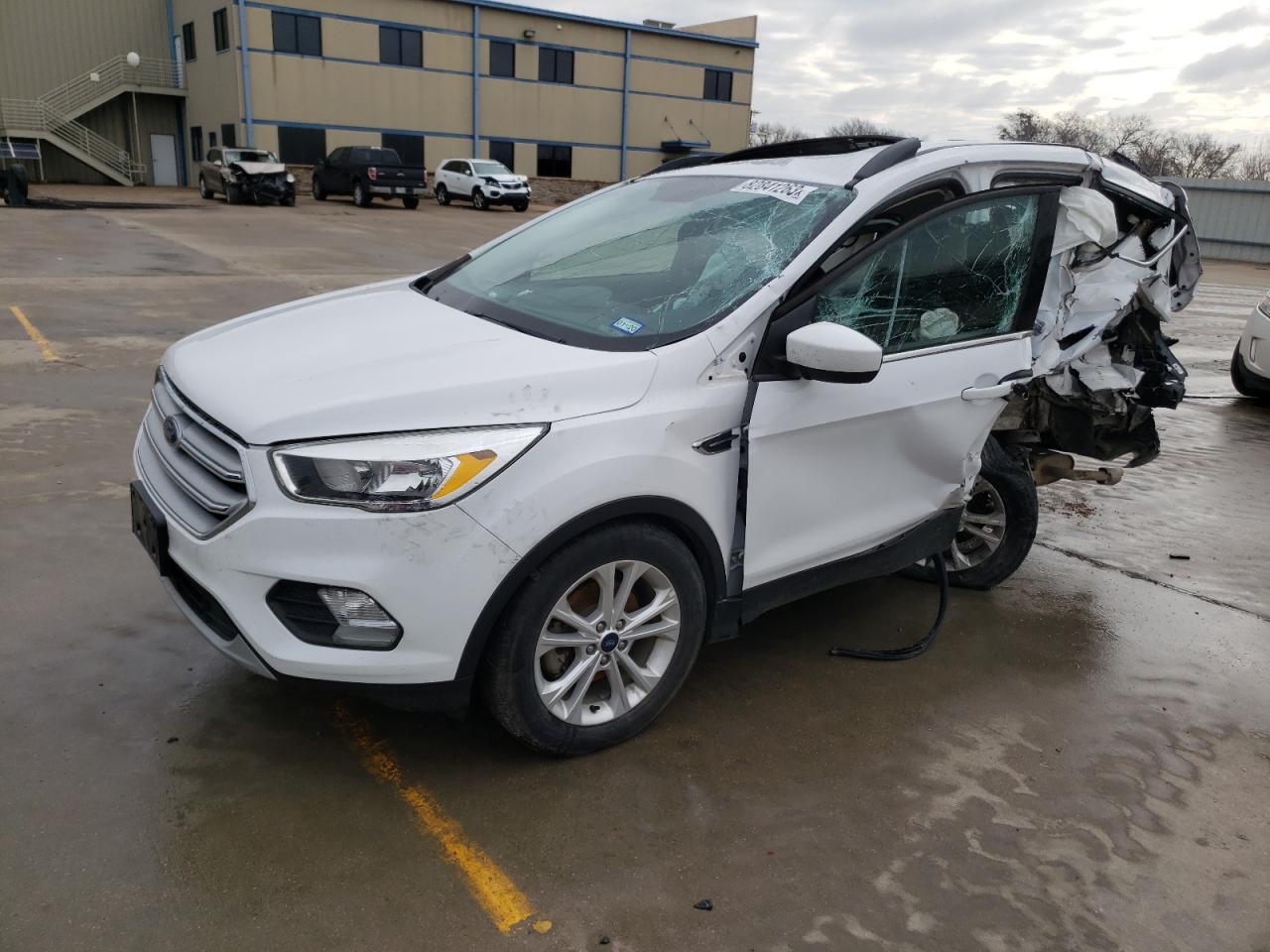 FORD ESCAPE 2018