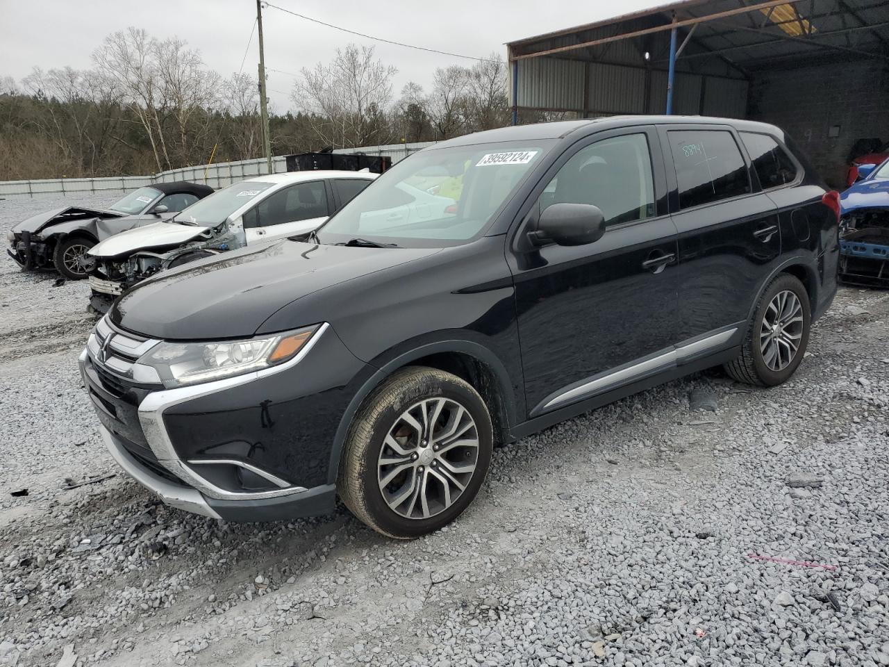 MITSUBISHI OUTLANDER 2017