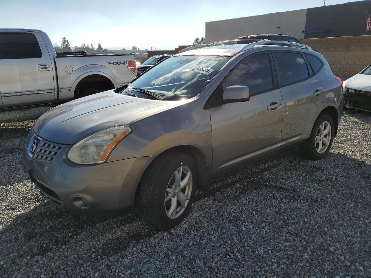 Nissan Rogue sport 2008