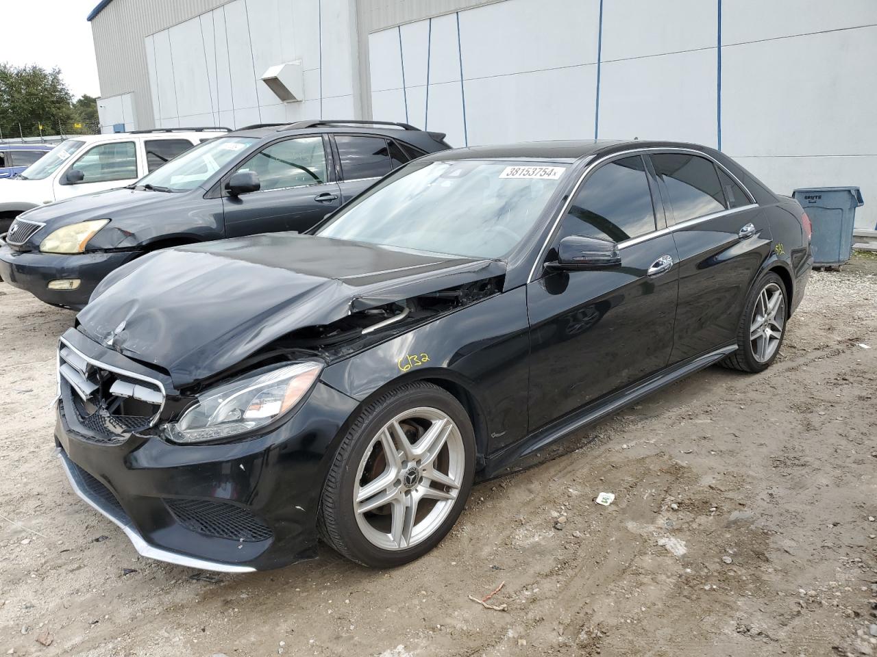 Mercedes-benz E-class 2014