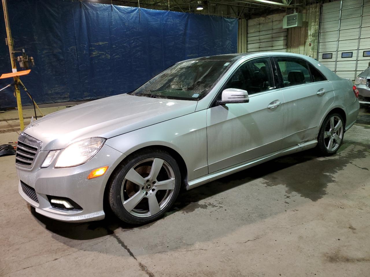 Mercedes-benz E-class 2011