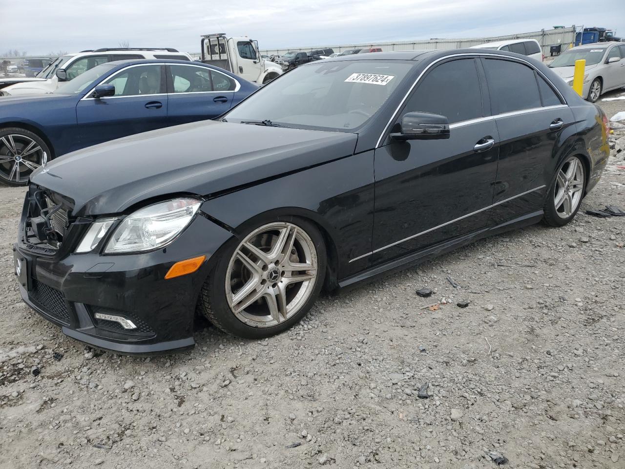 Mercedes-benz E-class 2011