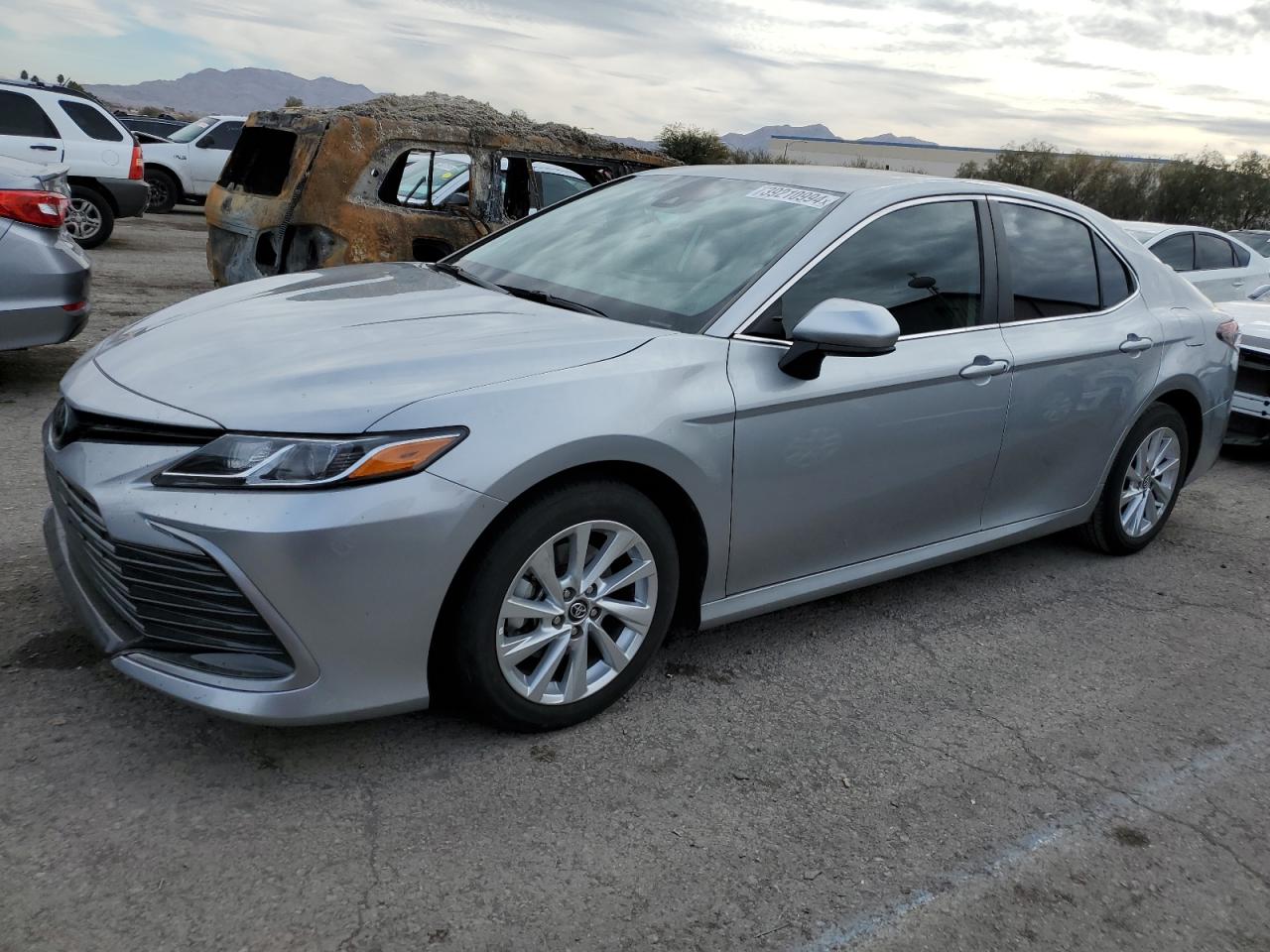 TOYOTA CAMRY 2021