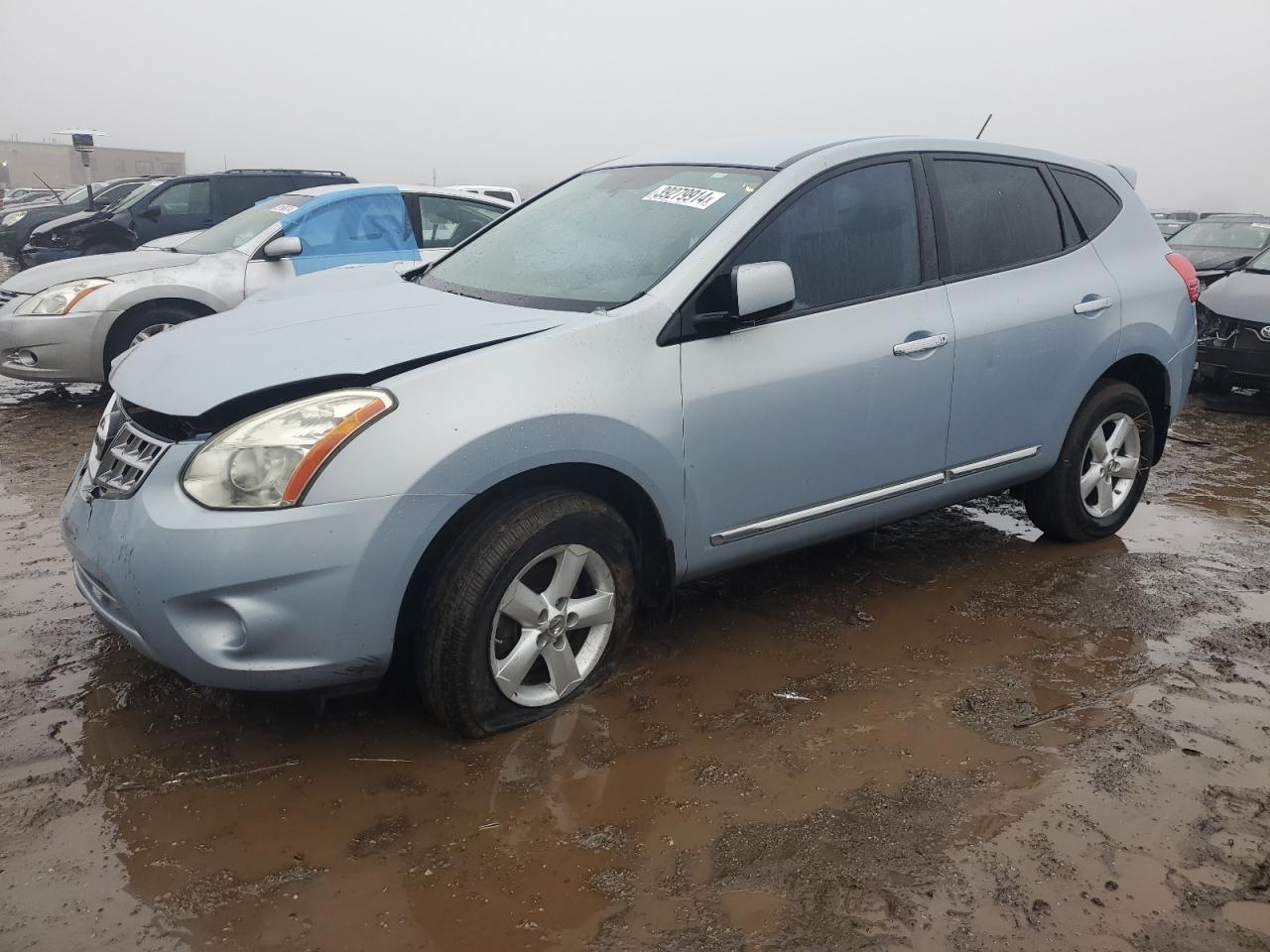 Nissan Rogue sport 2013