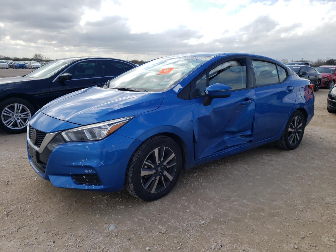 Nissan Versa 2021