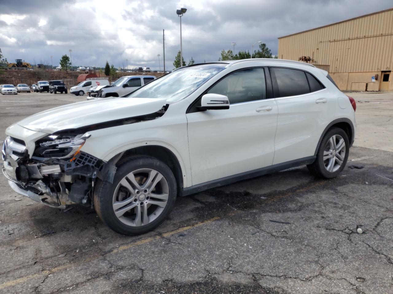 Mercedes-benz Gla-class 2015