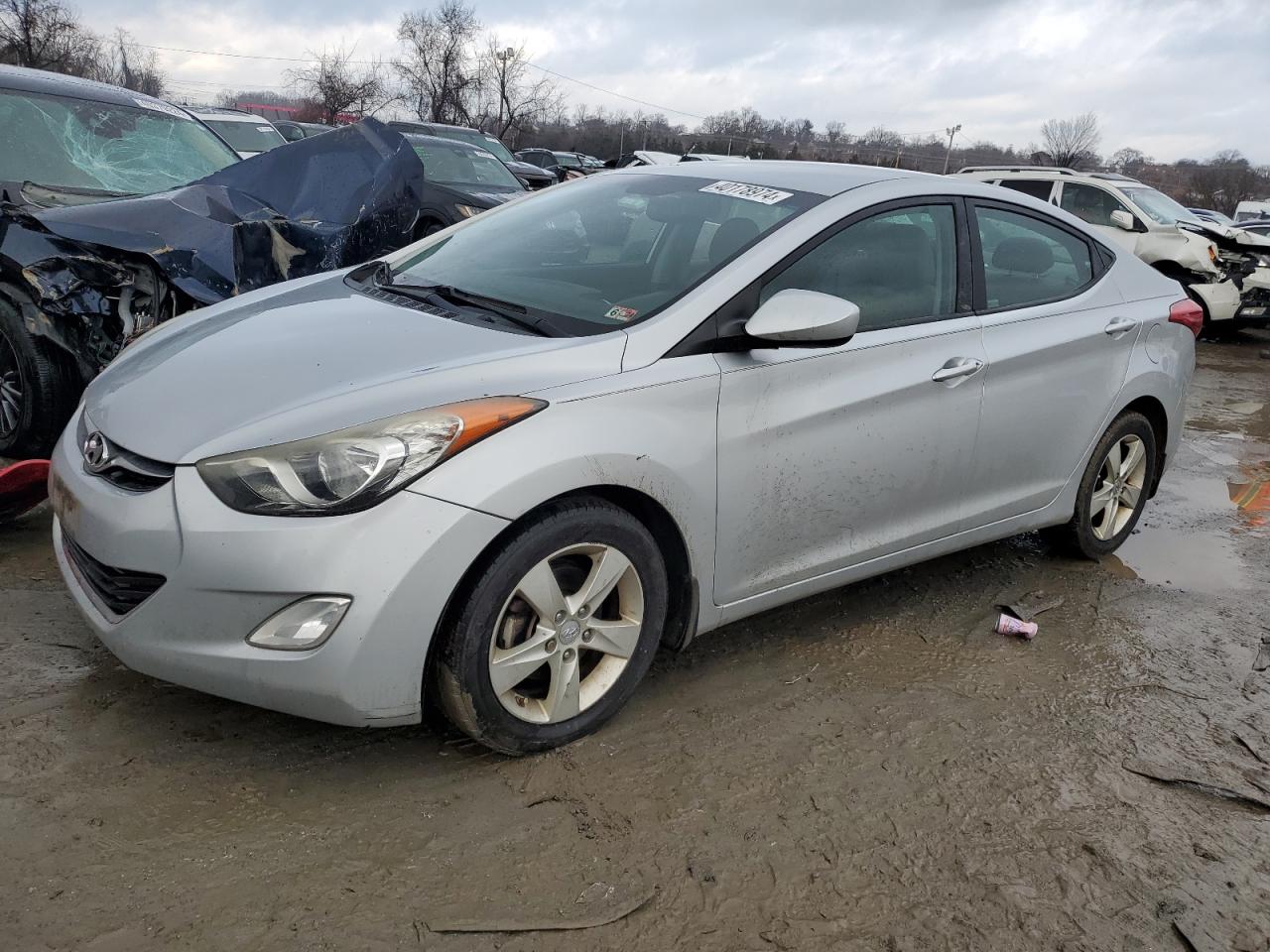 Hyundai Elantra 2013