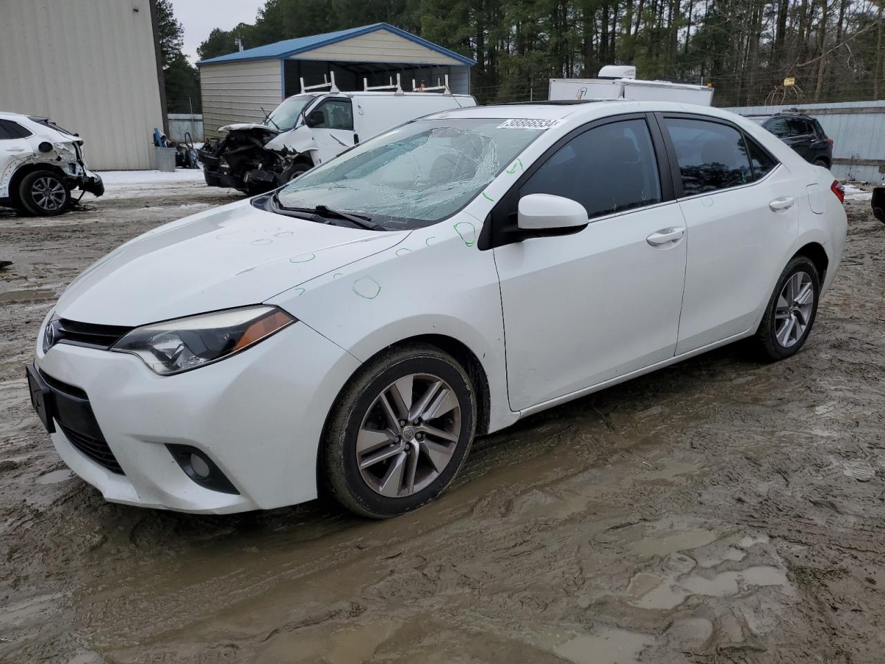 Toyota Corolla 2015
