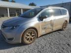 CHRYSLER PACIFICA 2017