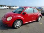 VOLKSWAGEN NEW BEETLE 2010