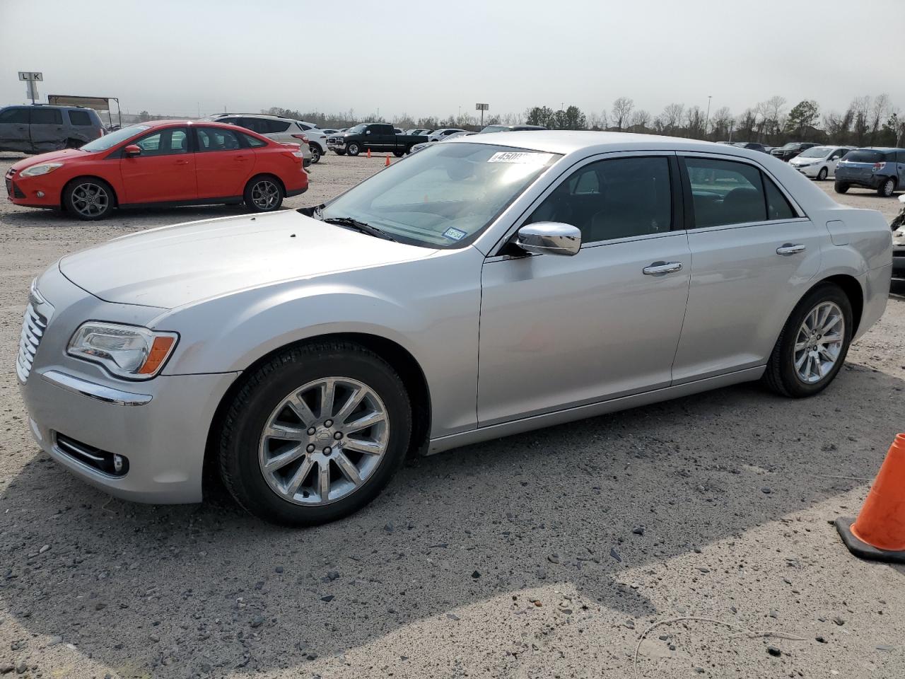 CHRYSLER 300 2012