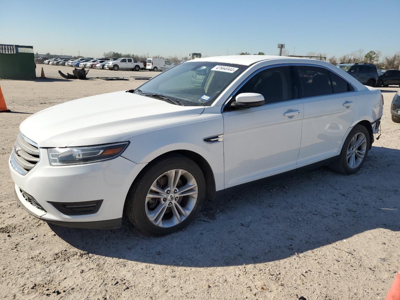 Ford Taurus 2017
