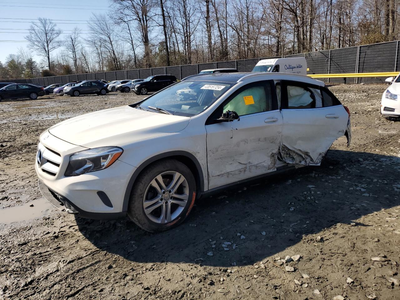 Mercedes-benz Gla-class 2015