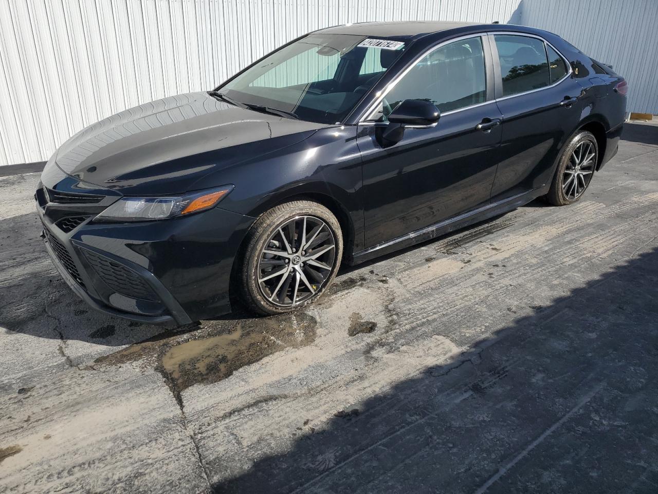 Toyota Camry 2023