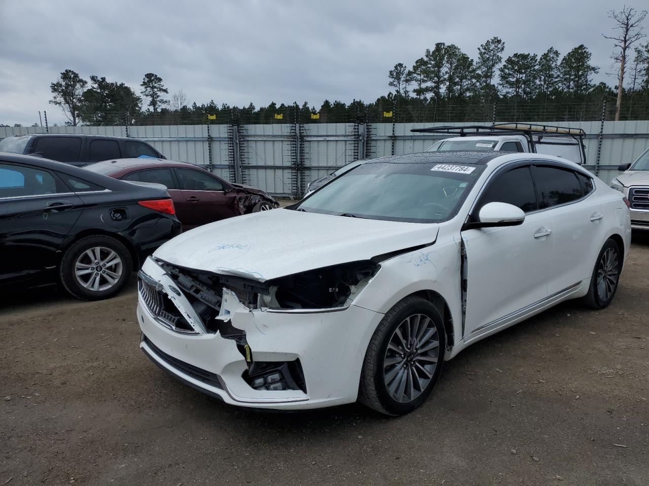 KIA CADENZA 2017
