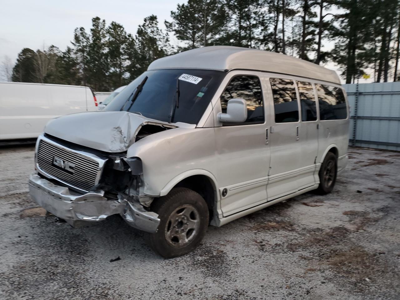 Chevrolet Express 1500 2005