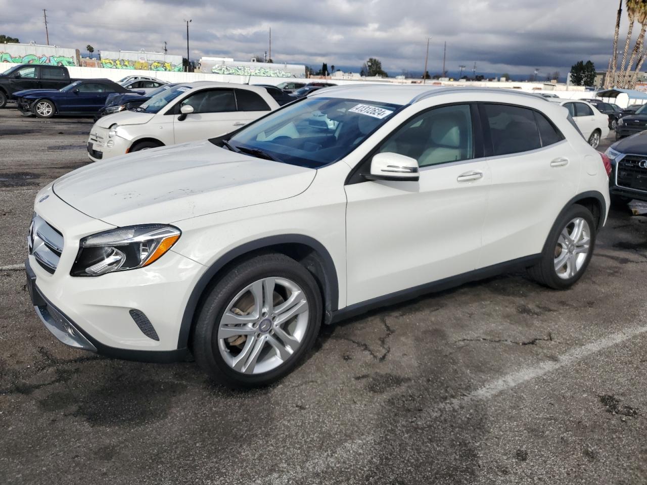 Mercedes-benz Gla-class 2015