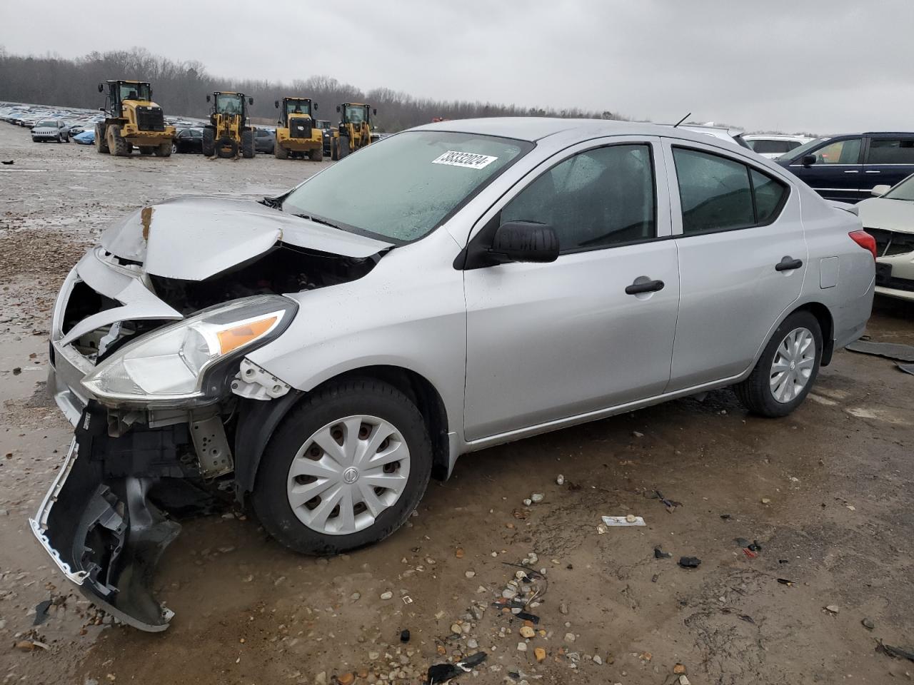 Nissan Versa 2015
